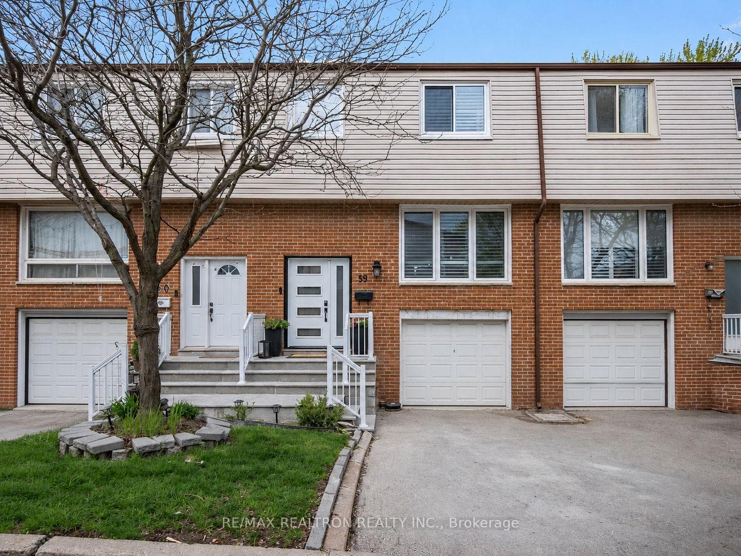 3525 Brandon Gate 59, Mississauga, ON L4T 3M3, Malton