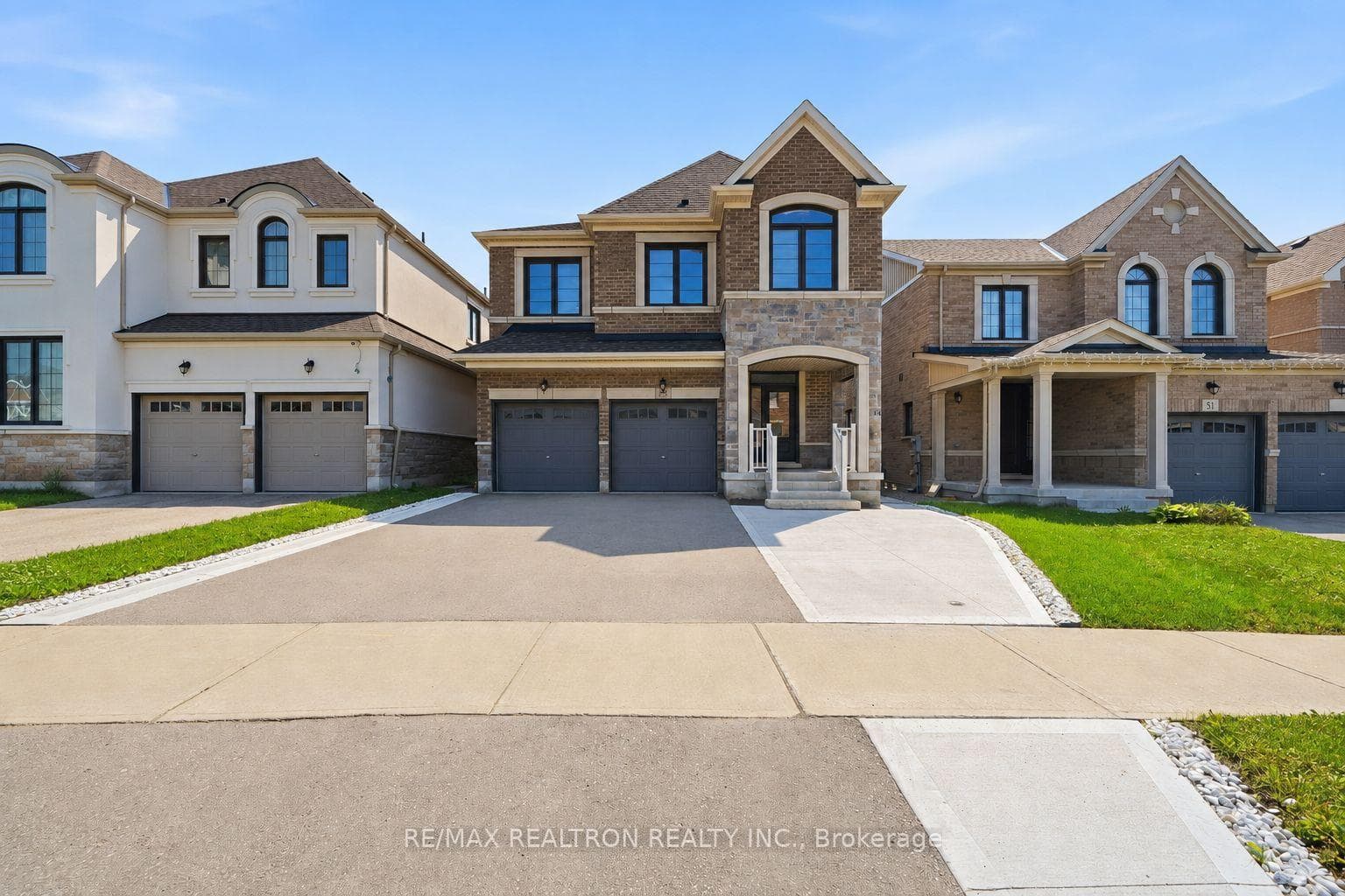 55 Bartram Crescent B, Bradford West Gwillimbury, ON L3Z 4L8, Bradford